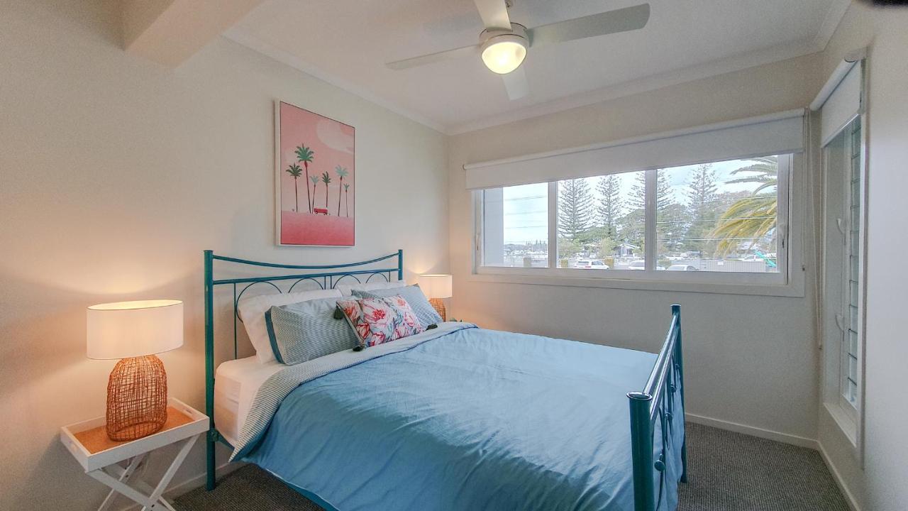 Moby Dick Waterfront Resort Motel Yamba Exterior photo